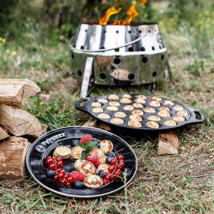 Thumbnail: cast iron pancake pan camping outdoor cooking