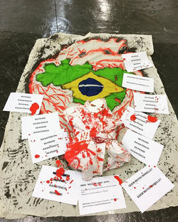 Hoje eu tive que exteriorizar. Tive