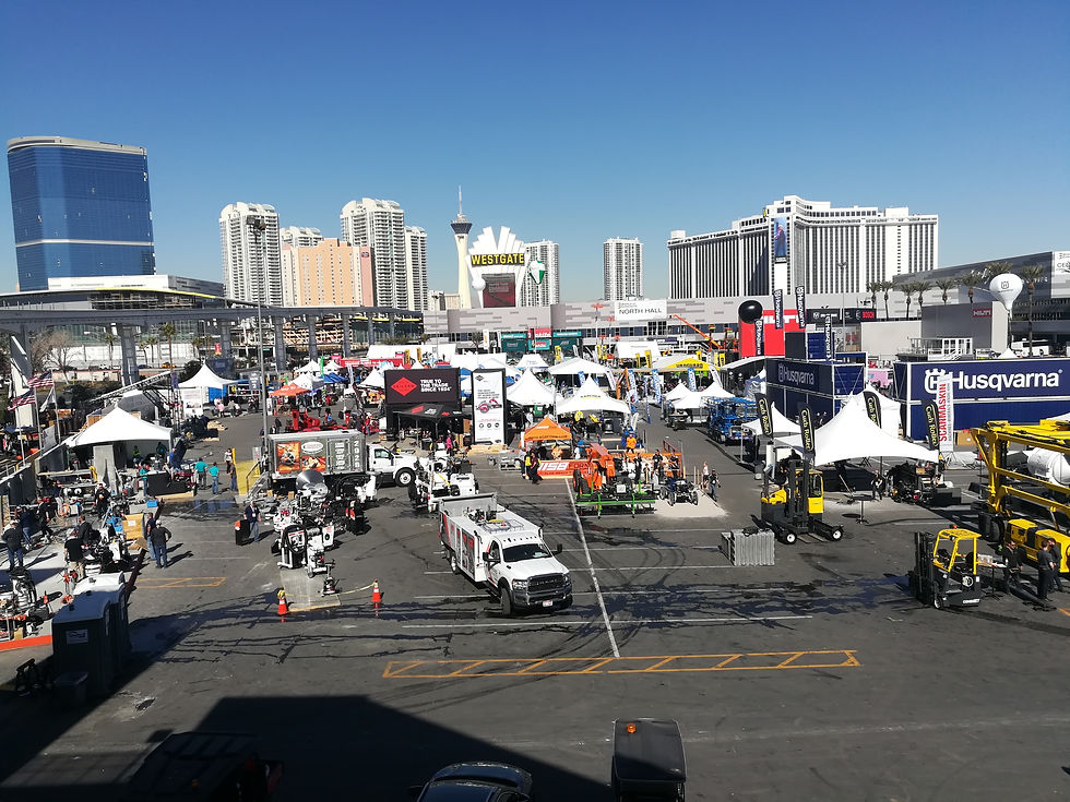 Patio de exhibiciones de la feria de construcción WOC USA
