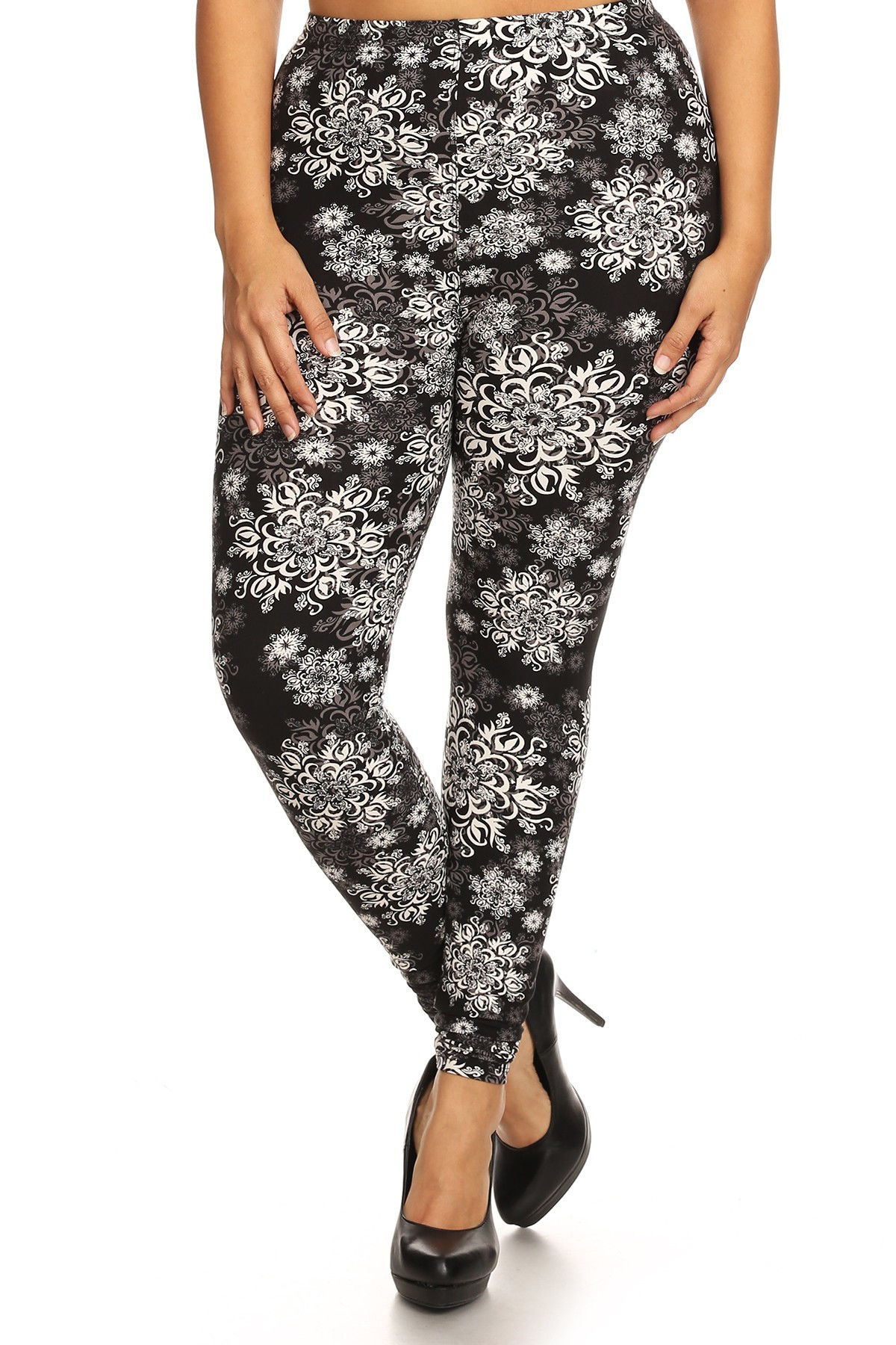 Plus Size Abstract Print, Full Length Leggings In A Slim Fitting Style With ...