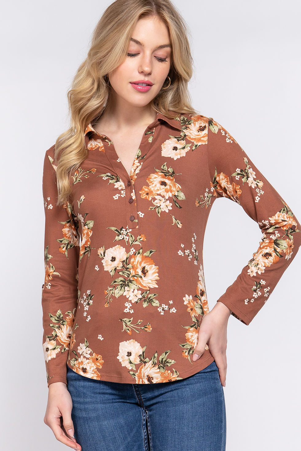 Thumbnail: 3/4 Roll Up Slv Notched Print Knit Top       