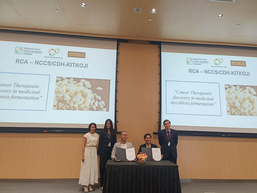Our Founder, Ken Koh (Left) signing an RCA with Dr Jason Chan (Right), Director of Cancer Discovery Hub, National Cancer Centre Singapore (NCCS)