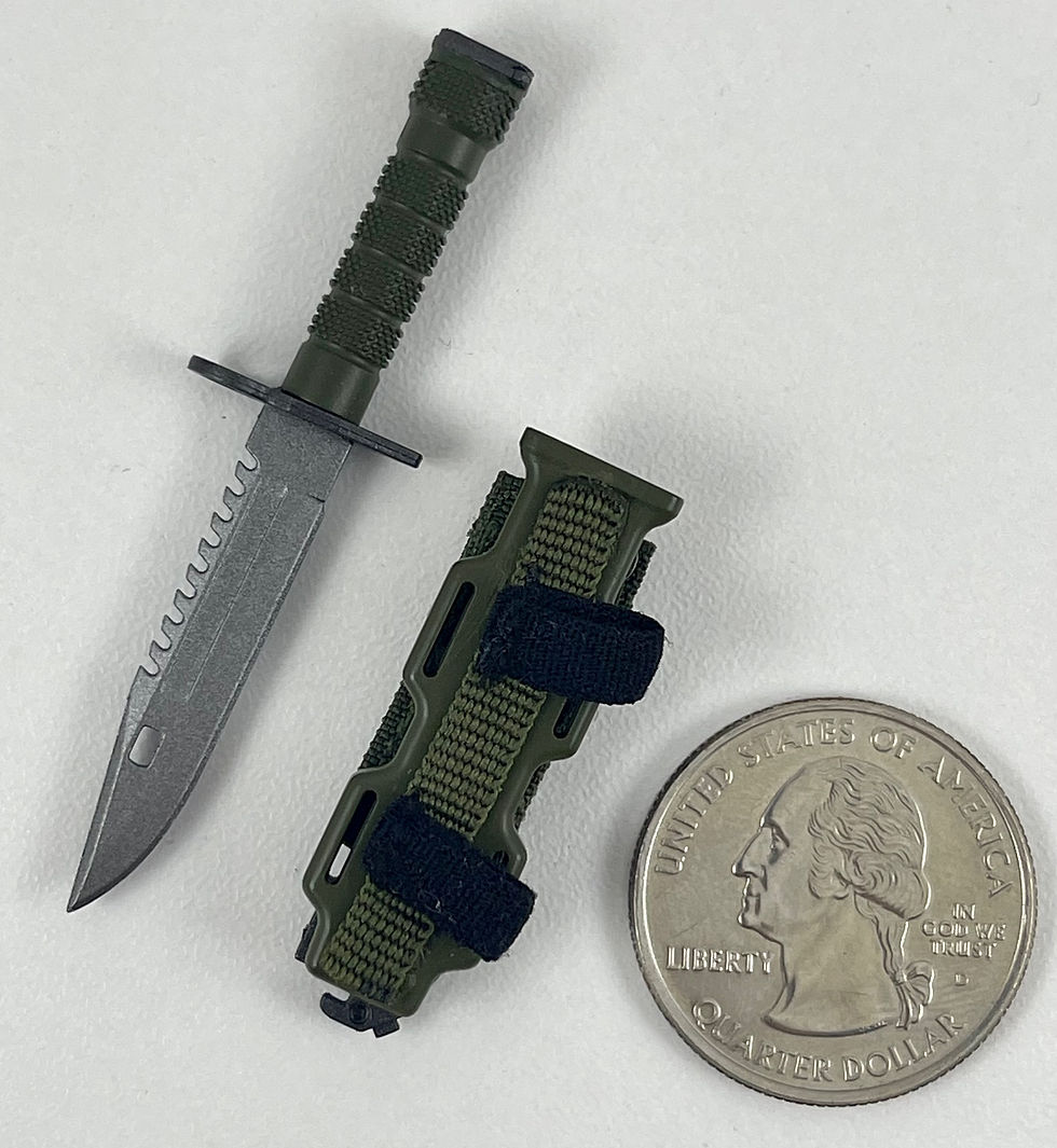 Damtoys Resident Evil 2 Leon S. Kennedy M9 Knife & Sheath 1/6 Scale Weapon Set