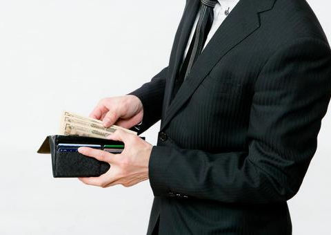 なぜ2年目から手取りが減るのか｜在日外国人が知っておくべき「住民税」の仕組みと注意点