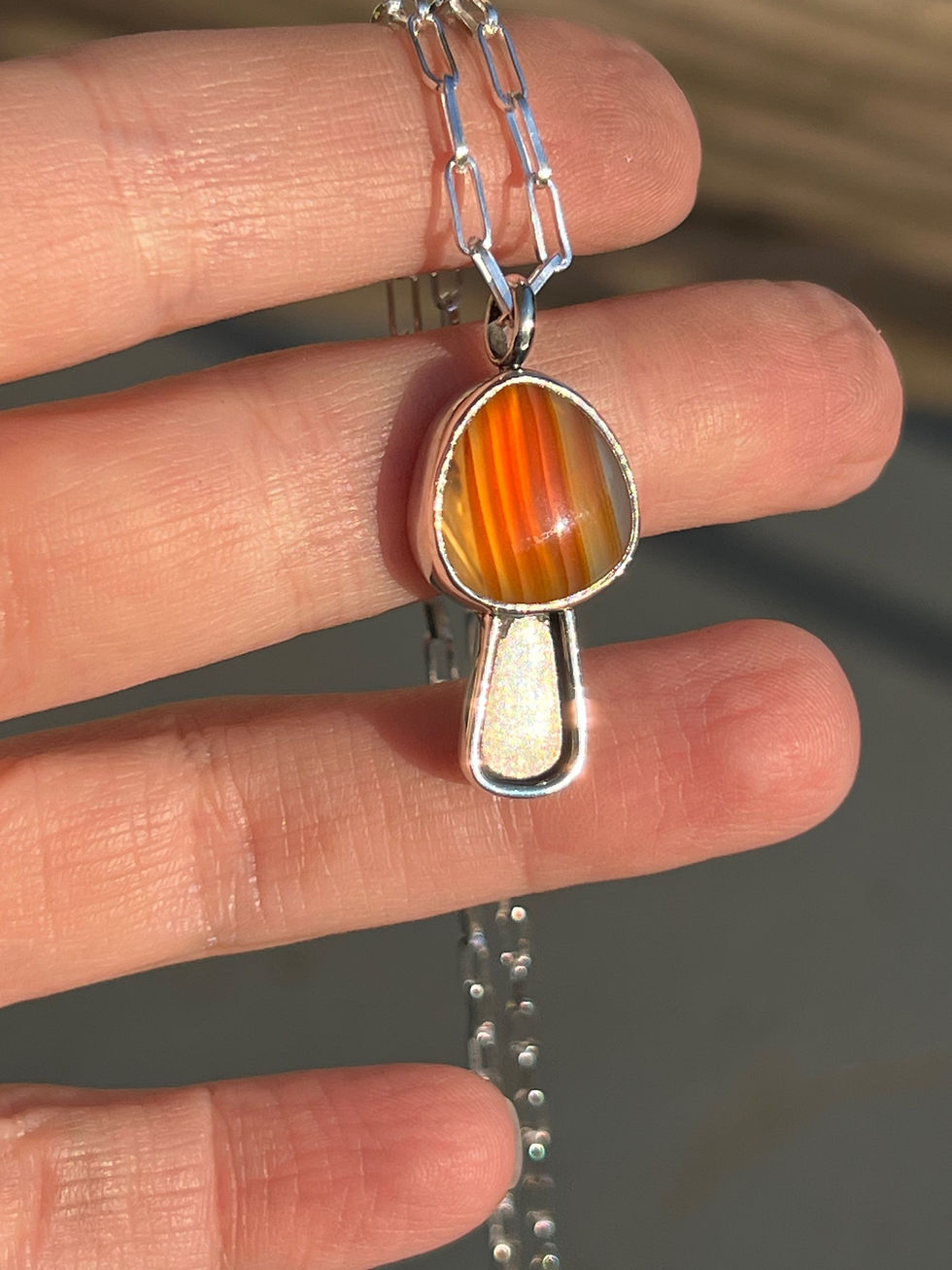 Thumbnail: Tiny Montana Agate Mushroom 