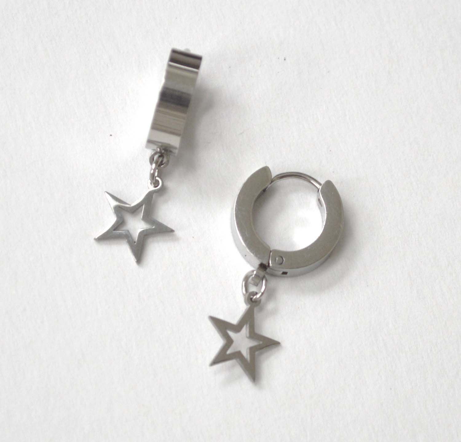 Dangling Star Huggies Earring 83-872S