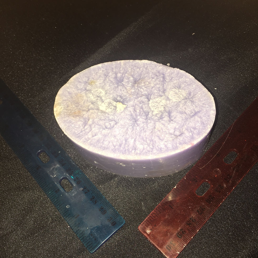 BLUE FEATHERED SHORT OVAL CANDLE