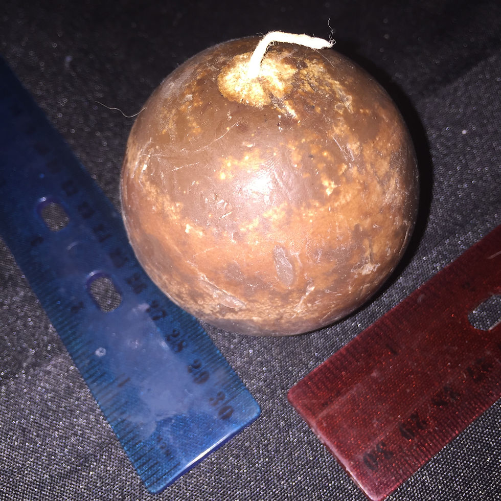 BROWN BALL CRACKED CANDLE