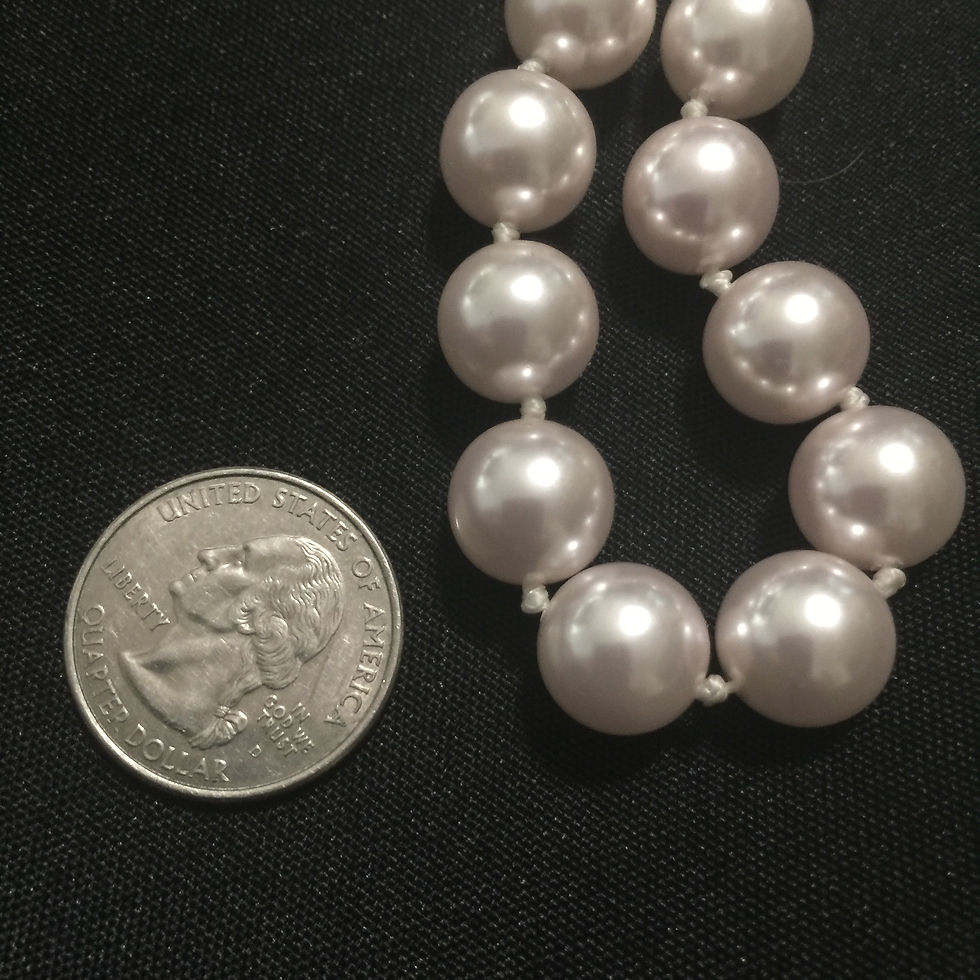 FAUX PEARL NECKLACE