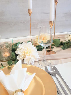 Dekobeispiel Chiffon-Tischläufer