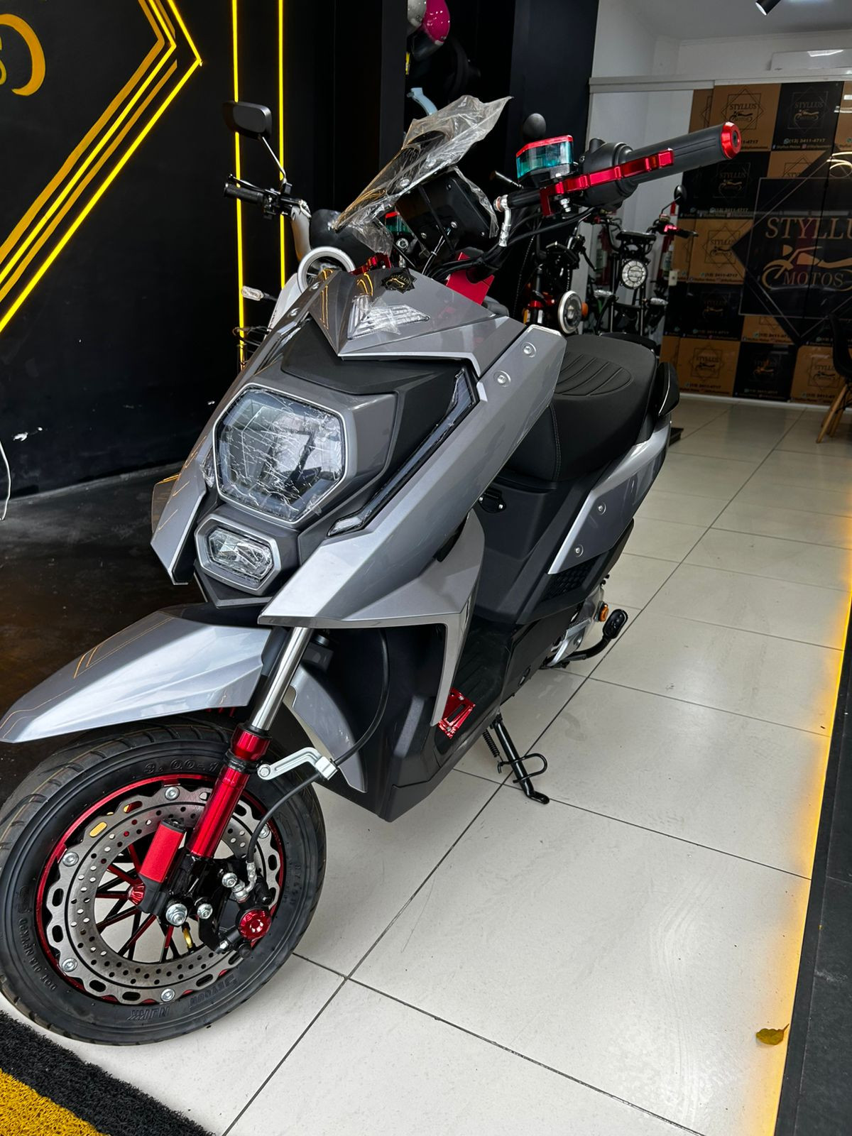 TIGER 1000W - PRATA