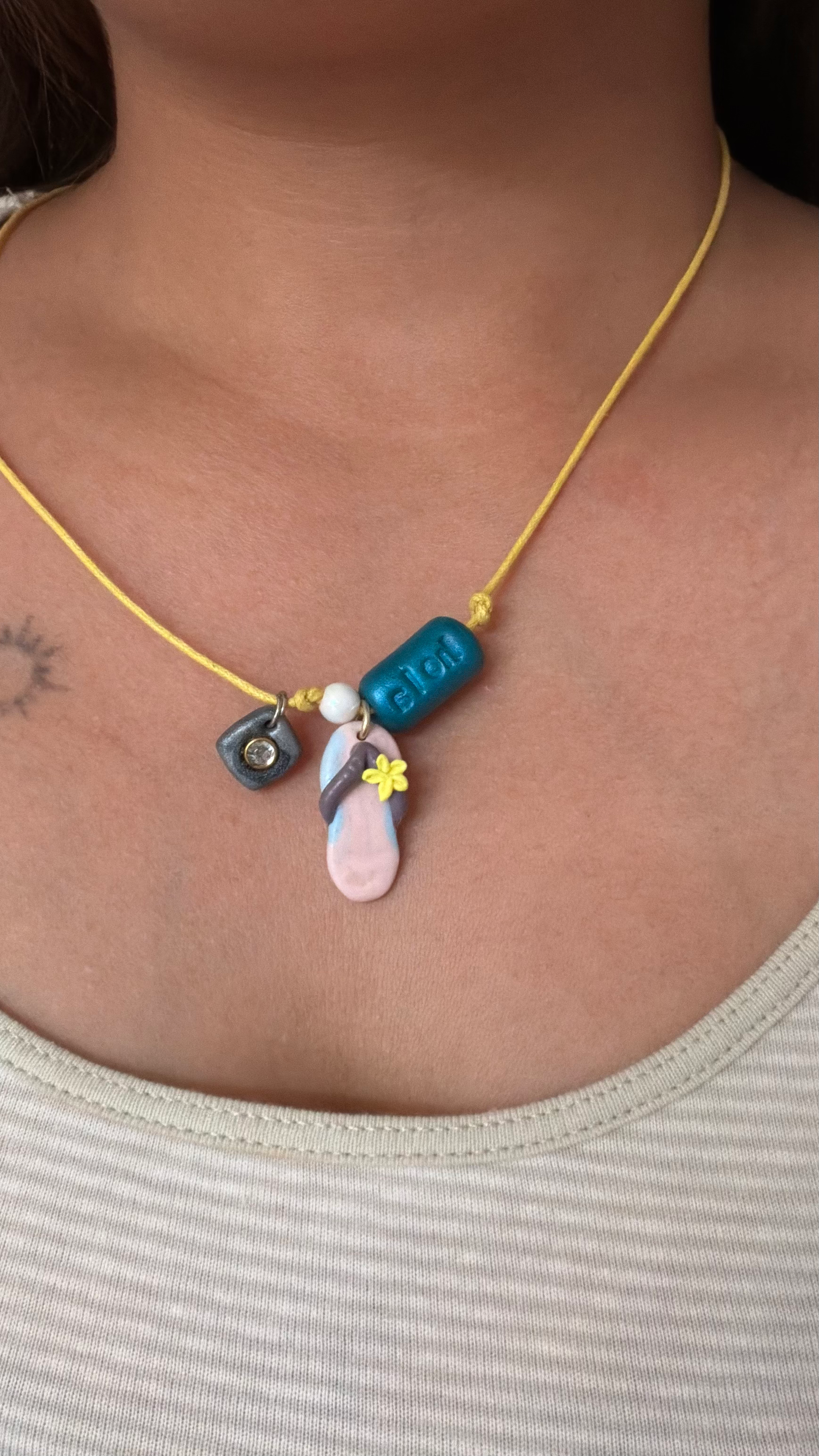 beach vibes cord necklace