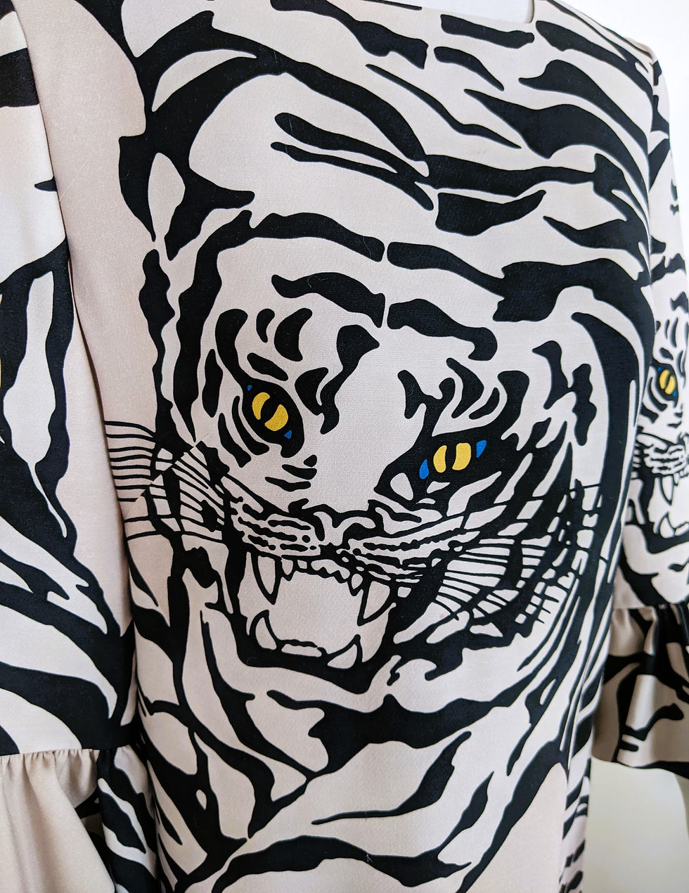 Thumbnail: Valentino 1967 Tiger Dress Wool/Silk Size 10 Made in Italy