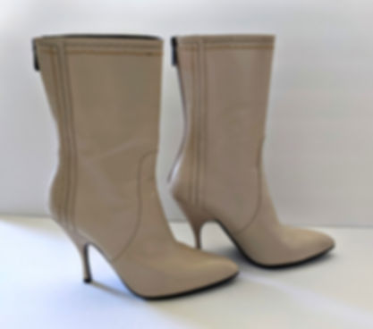 Bottega Veneta Creme Boots sz 39 (US 8.5) Made in Italy