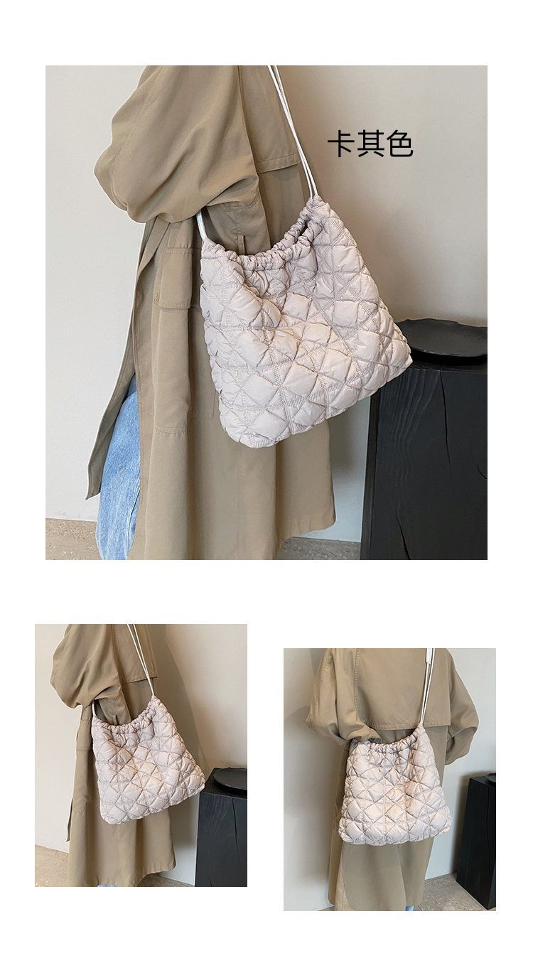 Thumbnail: 🇰🇷韓版雲朵褶皺單肩斜挎包NYY5012333