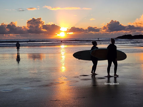 Board Riders at Dawn Project