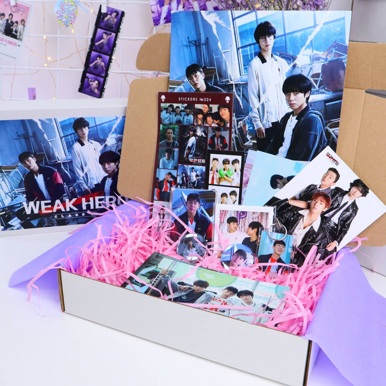 Бокс з дорамою "Слабкий герой 1"