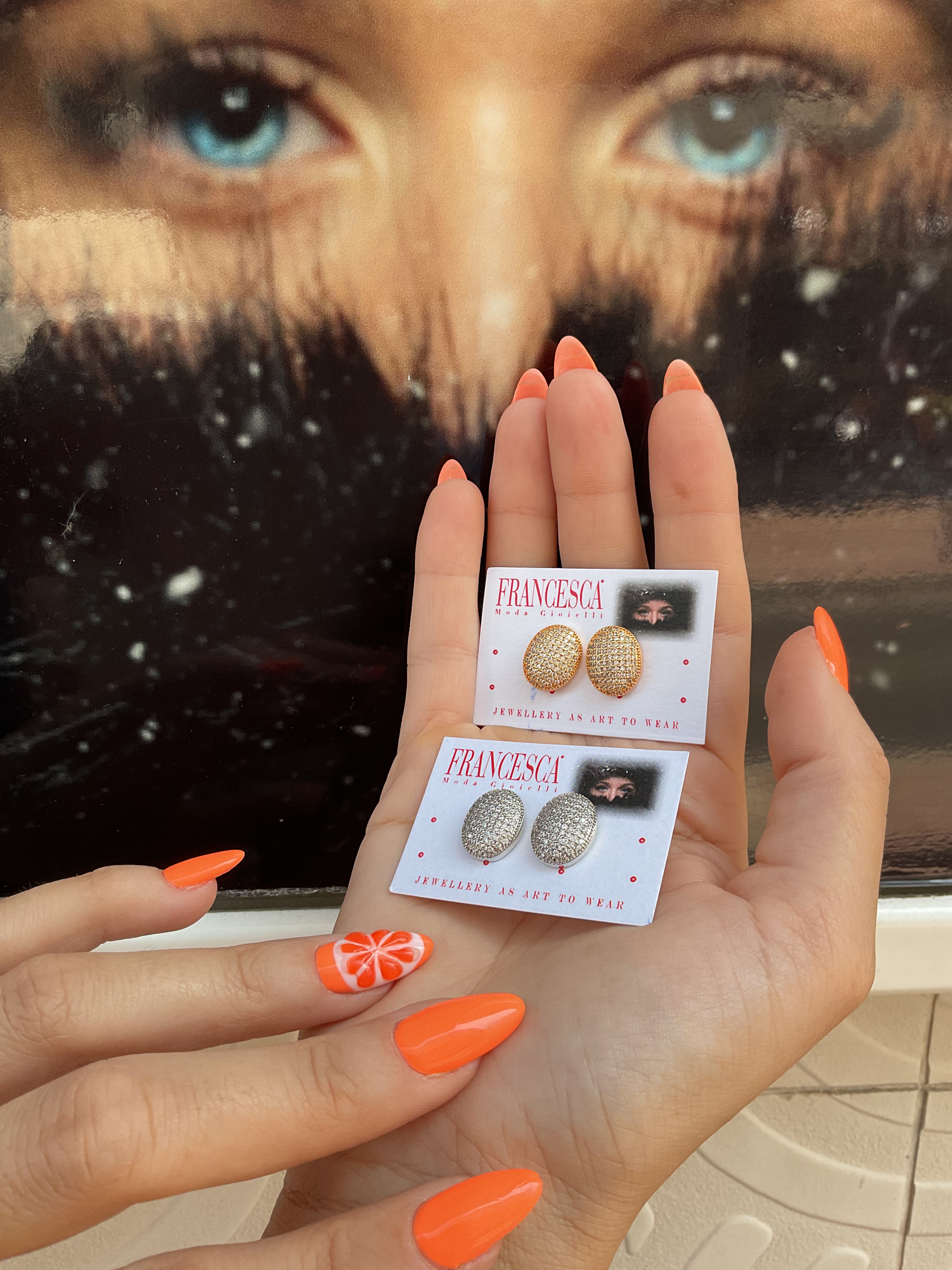 Fe8382 Ατσάλινα σκουλαρίκια με λαμπερά κρυσταλλάκια.Γράψτε μας χρώμα στις σημειω