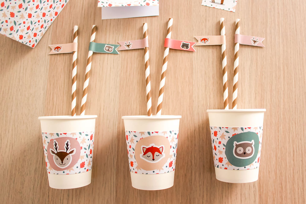 Étiquettes pour gobelets et drapeaux décoratif animaux de la forêt