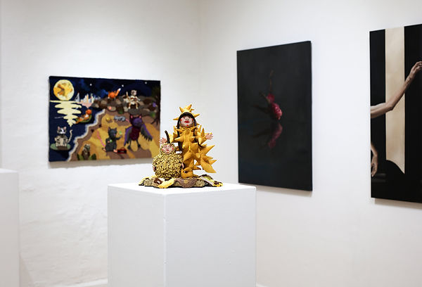 An odd pair, mixed media sculpture by Clarine Wilmar, installation shot