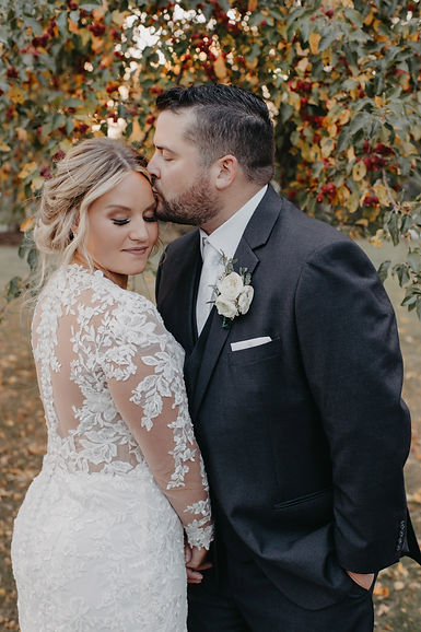 Bridal Makeup, Airbrush Makeup, On Site Makeup, Professional Makeup, Wisconsin, Minnesota, St. Paul, Minneapolis, Luxury Makeup, Best Bridal Makeup Artist, Bridal Makeup Packages, Makeup Lessons