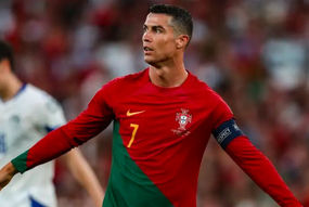 Hey there, football fanatics!