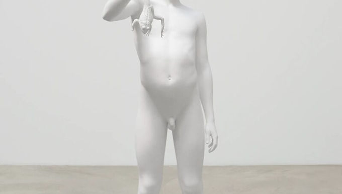 Boy With Frog - Charles Ray - Bourse de Commerce jusqu'au 6 juin 2022