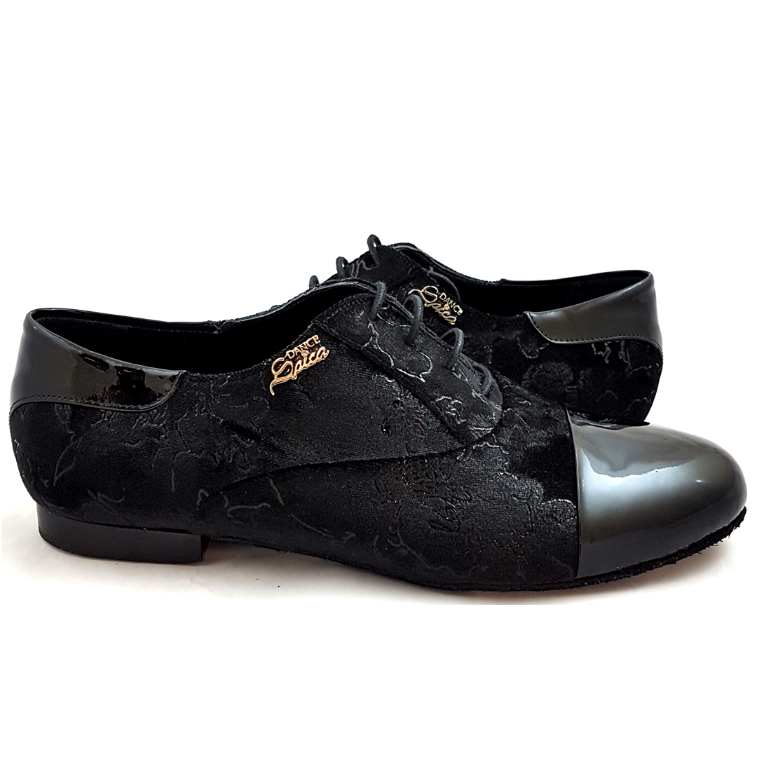 Kadife ve rugan görünümü.