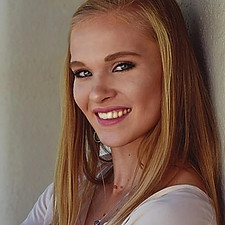 Laura stratton pic_edited.jpg