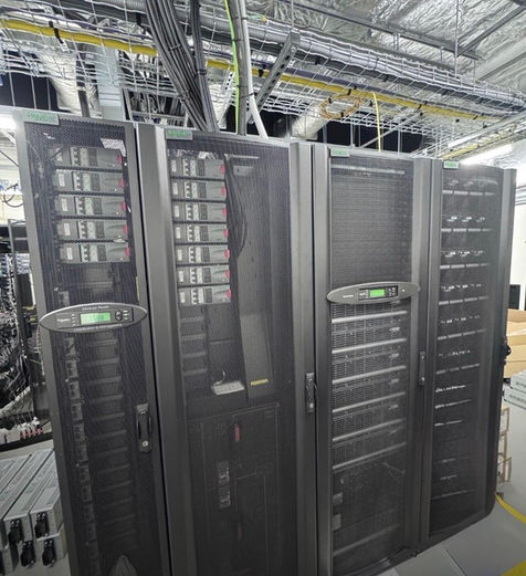 80 KVA SCHNEIDER ELECTRIC SYMETRA PX 2 with PDU