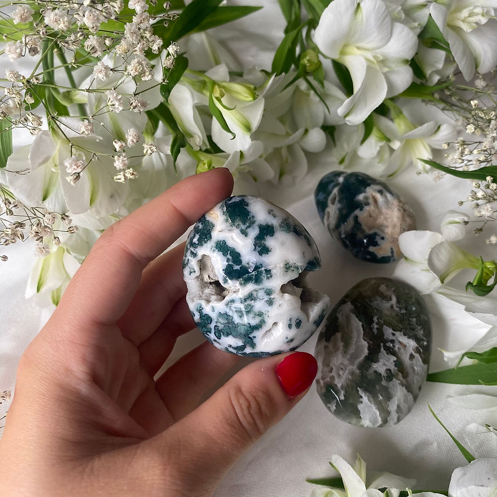 Thumbnail: Moss agate palm stones - choose yours