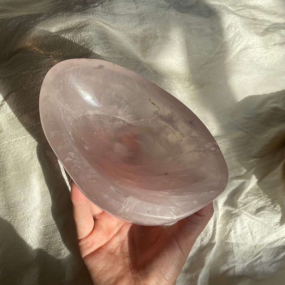 Thumbnail: Large rose quartz bowl
