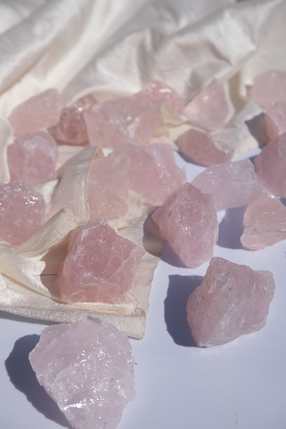Thumbnail: Rough natural shape rose quartz chunks