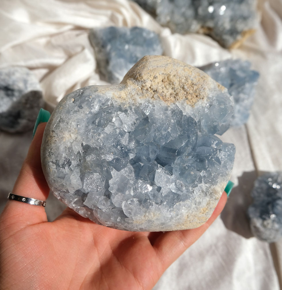 Thumbnail: Large celestite heart cluster 1