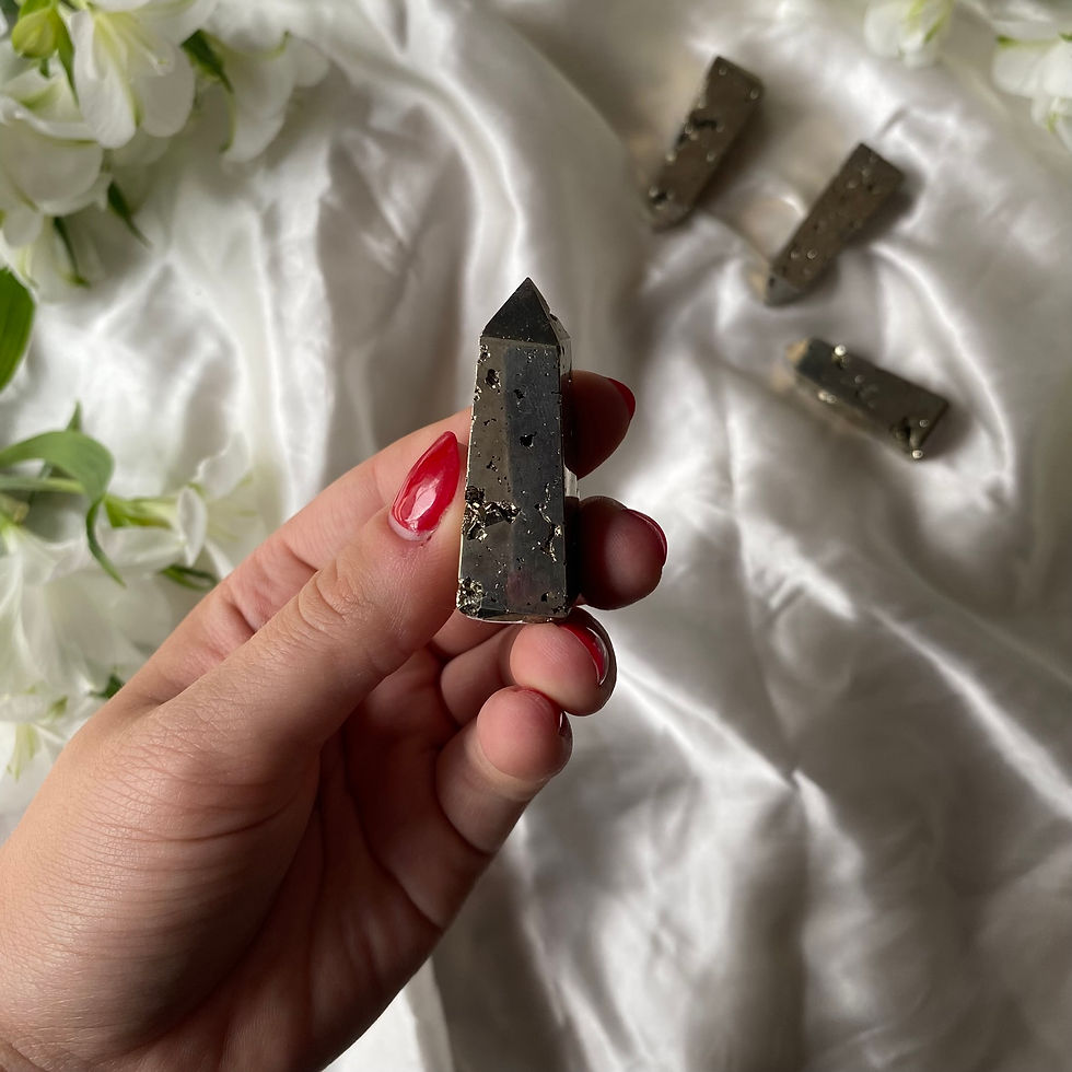 Thumbnail: Mini pyrite druzy points