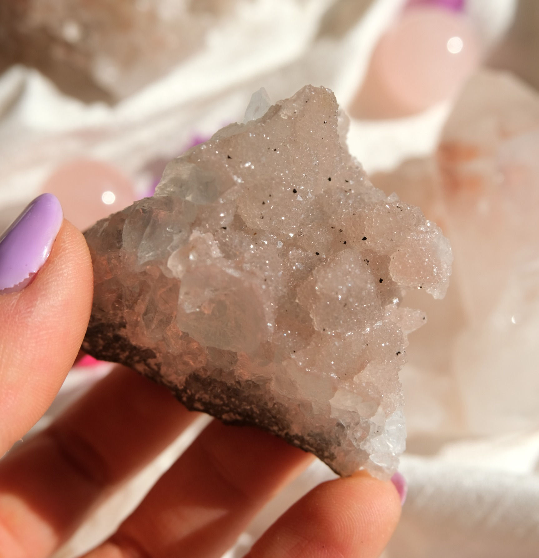 Pink amethyst cluster 17b