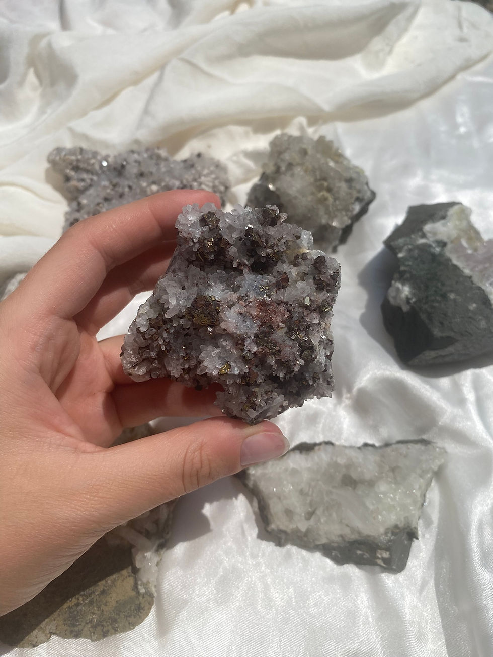 Thumbnail: Quartz and pyrite cluster