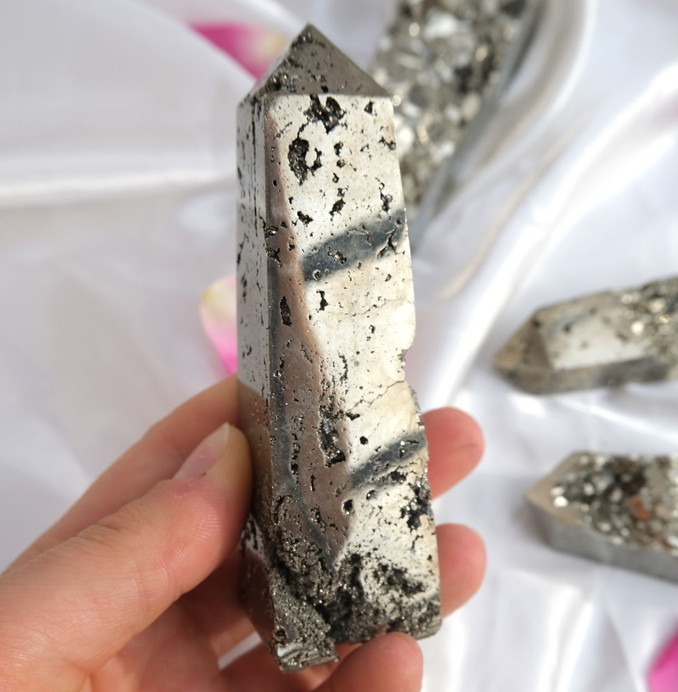 Thumbnail: Pyrite druzy point 56c