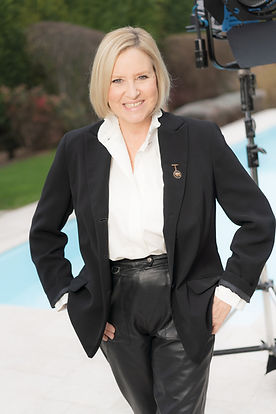 Elisabeth Engstler Pressefoto 2 Copyright Roman Zach Kiesling