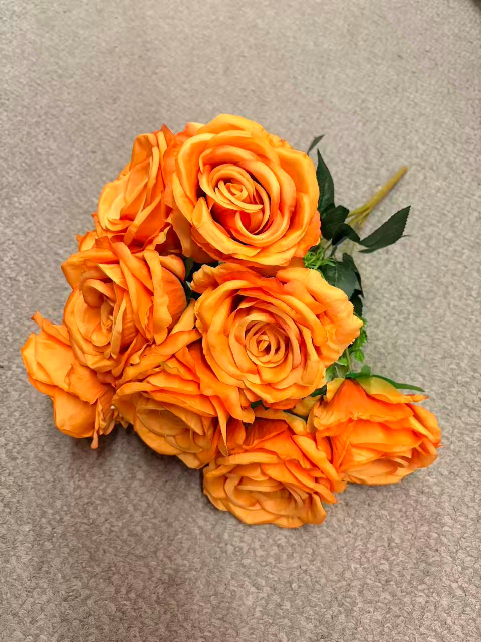 Thumbnail: 9 Heads Big Roses