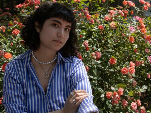 Francisca germina de sus heridas abiertas