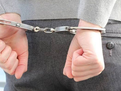 Por delitos cometidos por servidores públicos y abuso de autoridad PDI detiene a 5 indiciados