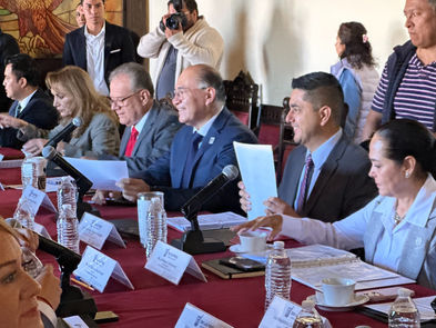 Alcalde Enrique Galindo agradece la disposición al trabajo del Cabildo; se aprueban modificaciones en Comisiones Permanentes |