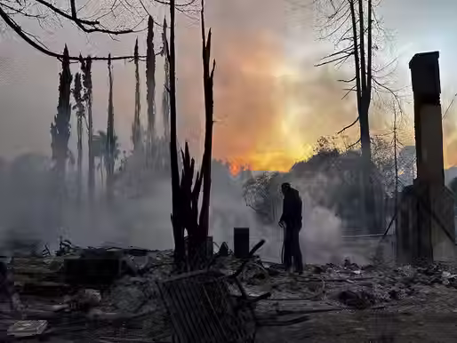 SRE lamenta muertes por incendios en California; no hay mexicanos entre las víctimas |