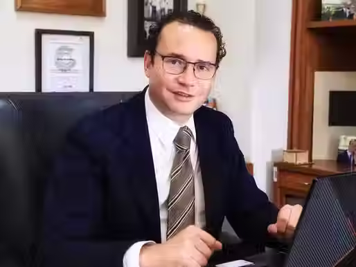 Xavier Nava regresa y podrá volver a ocupar cargos públicos |