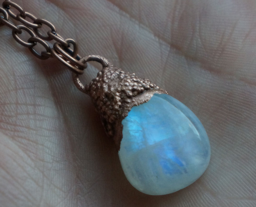 Thumbnail: Gorgeous teardrop moonstone necklace