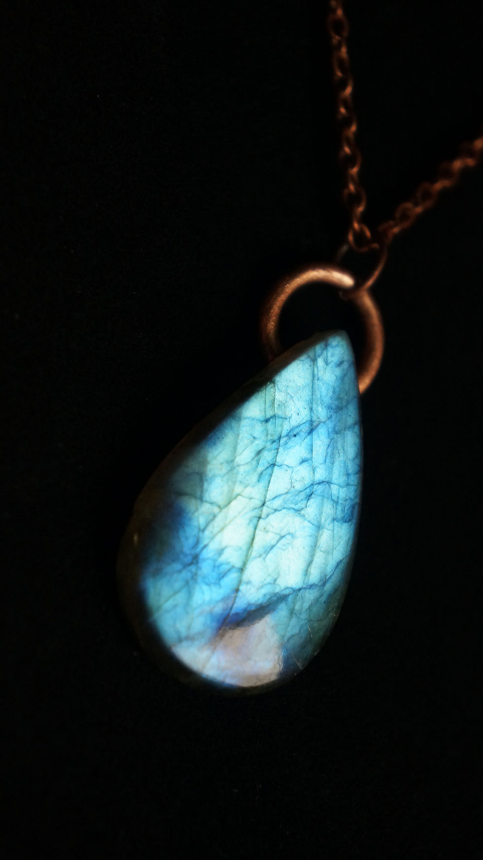 Thumbnail: Blue Teardrop Labradorite Necklace