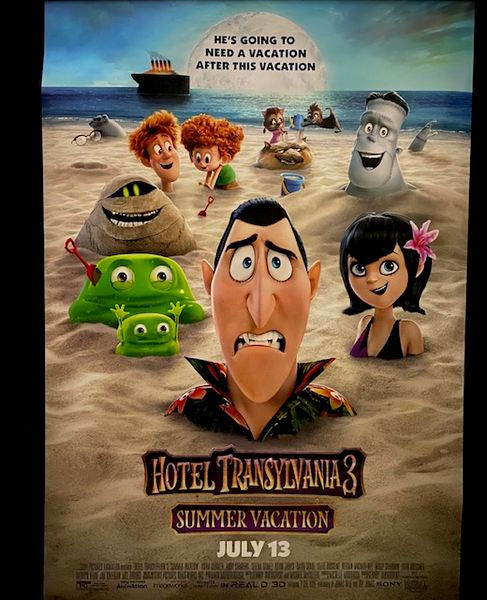 Poster: Hotel Transylvania 3: Summer Vacation Size 27Inch x 40Inch Double Sided