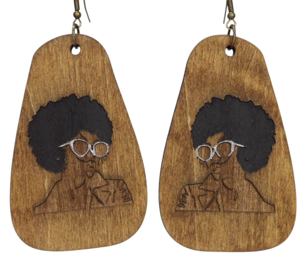 wood stained earrings woman with black afro with silver glasses