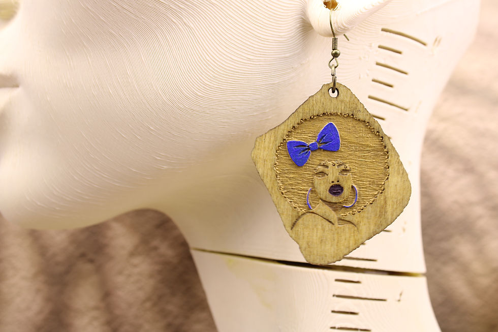 Wooden GTC413 earring with Afro beauty and blue bow accent.
